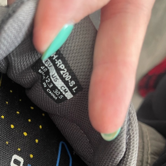 Cycling Shoes - Picture 3 of 4